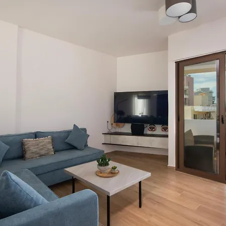 Apartment Sea Breeze - 10 Steps Away From Nea Chora