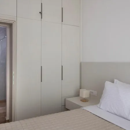 Sea Breeze - 10 Steps Away From Nea Chora *