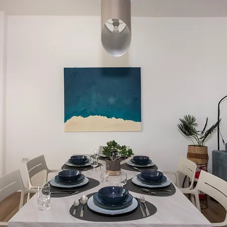 Sea Breeze - 10 Steps Away From Nea Chora Apartment *